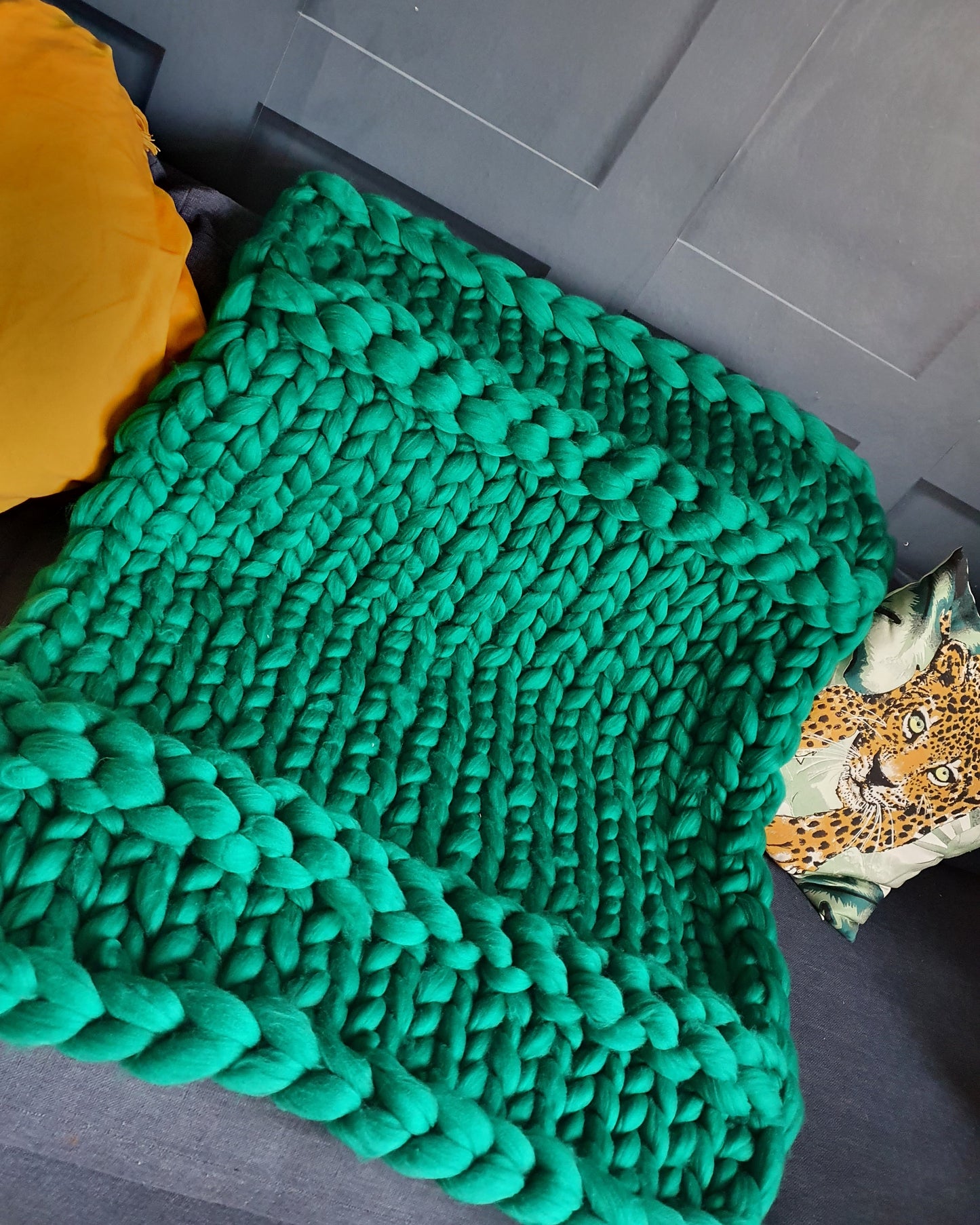 Custom chunky wool blanket